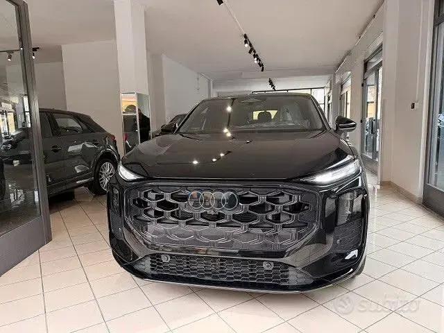 Nuova Audi Q3 Sportback Comfort 150 CV (110 kW) 2026 Nero SUV
