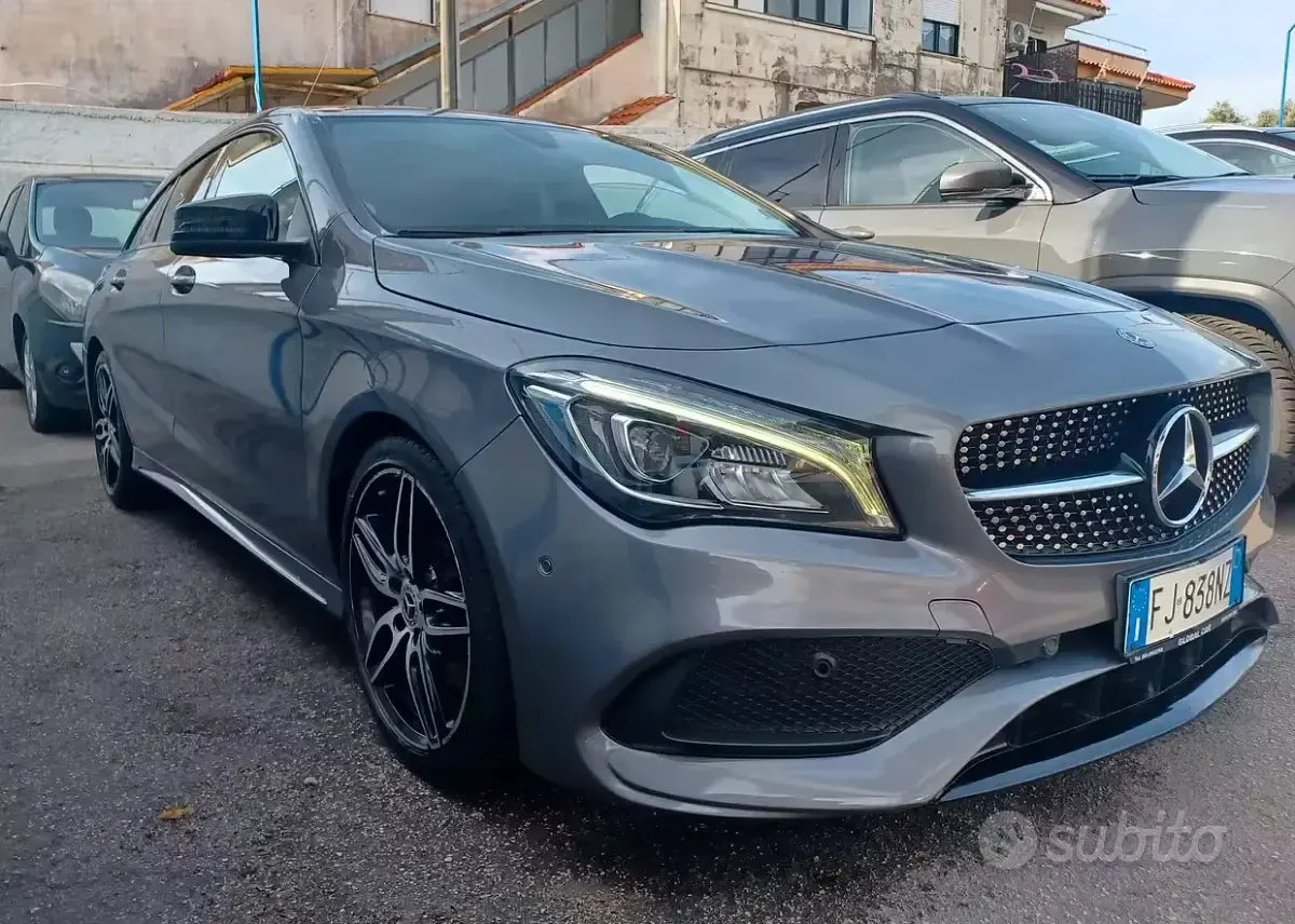 Usata Mercedes CLA220 AMG 177 CV (130 kW) 2017 Grigio Coupé