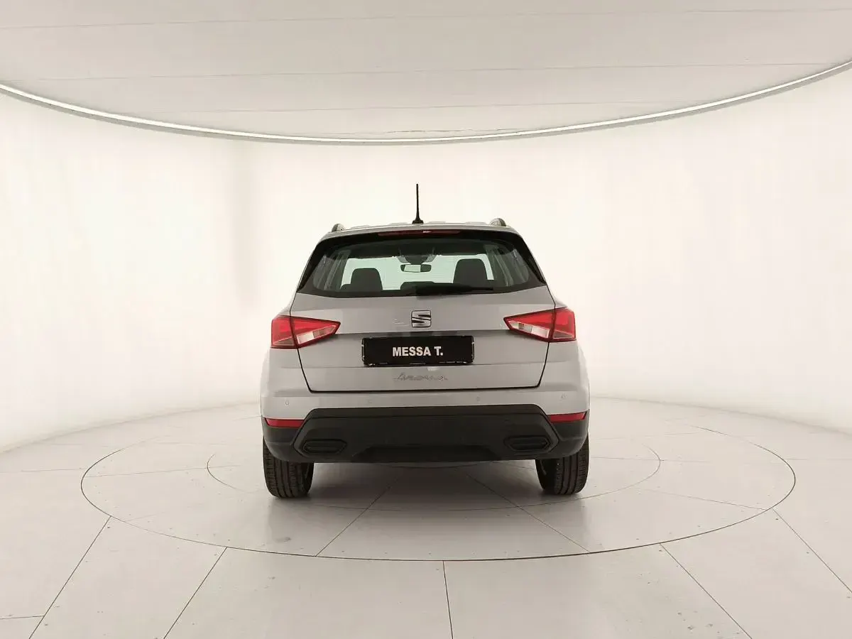 Usata Seat Arona Style 95 CV (69 kW) 2024 Argento SUV