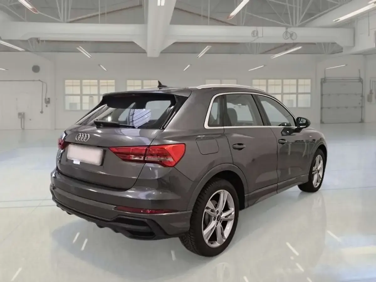 Usata Audi Q3 S-Line 150 CV (110 kW) 2020 Grigio SUV