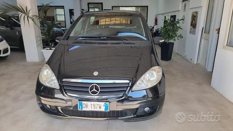 Usata Mercedes A180 Avantgarde 109 CV (80 kW) 2008 Nero Berlina