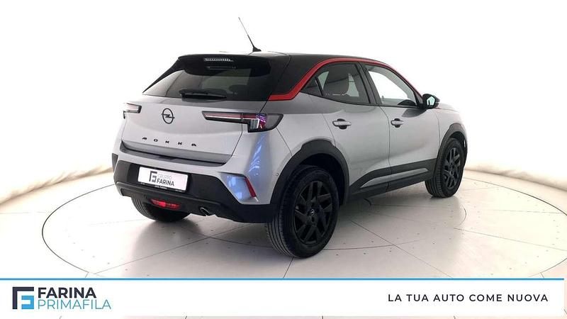 Usata Opel Mokka GS Line 110 CV (80 kW) 2022 Grigio chiaro/tetto nero SUV