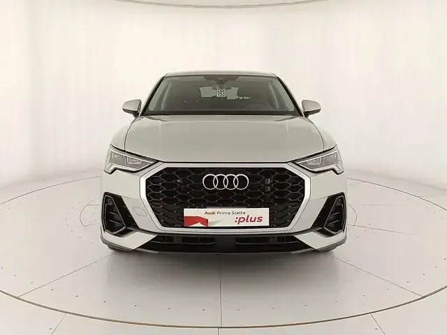 Usata Audi Q3 Sportback Business Plus 245 CV (180 kW) 2023 Argento cavo metallizzato SUV