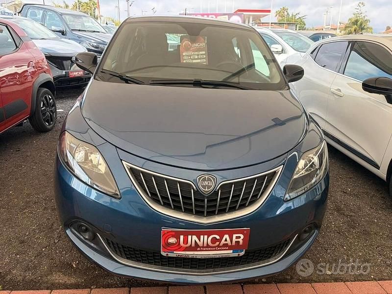 Usata Lancia Ypsilon Silver 70 CV (51 kW) 2022 Utilitaria