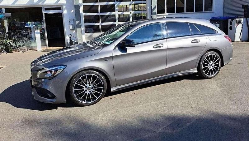 Usata Mercedes CLA220 Shooting Brake Premium 177 CV (130 kW) 2018 Station wagon