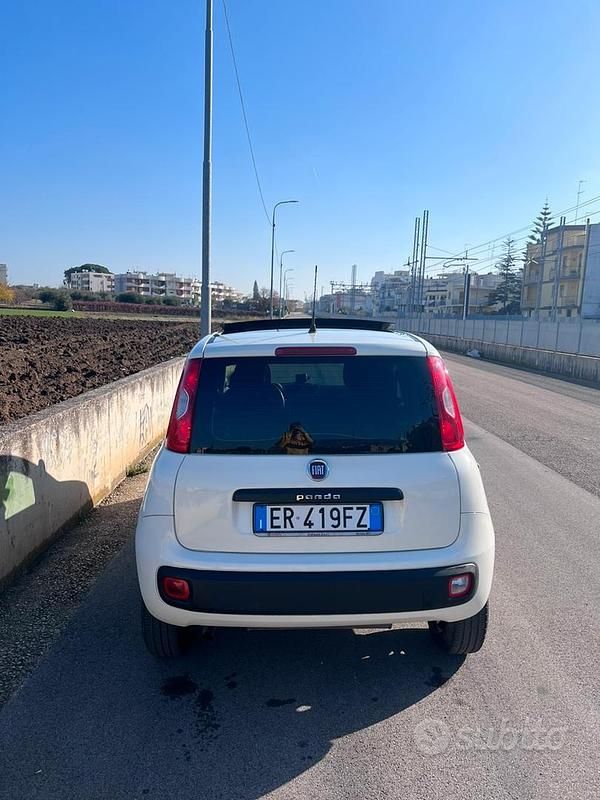 Usata Fiat Panda 85 CV (62 kW) 2013 Utilitaria