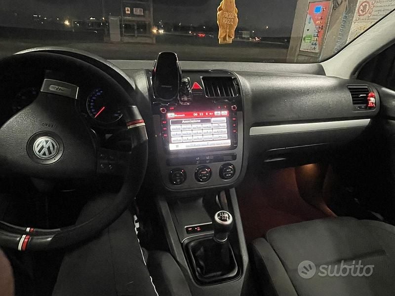 Usata VW Golf V 140 CV (102 kW) 2005 Berlina