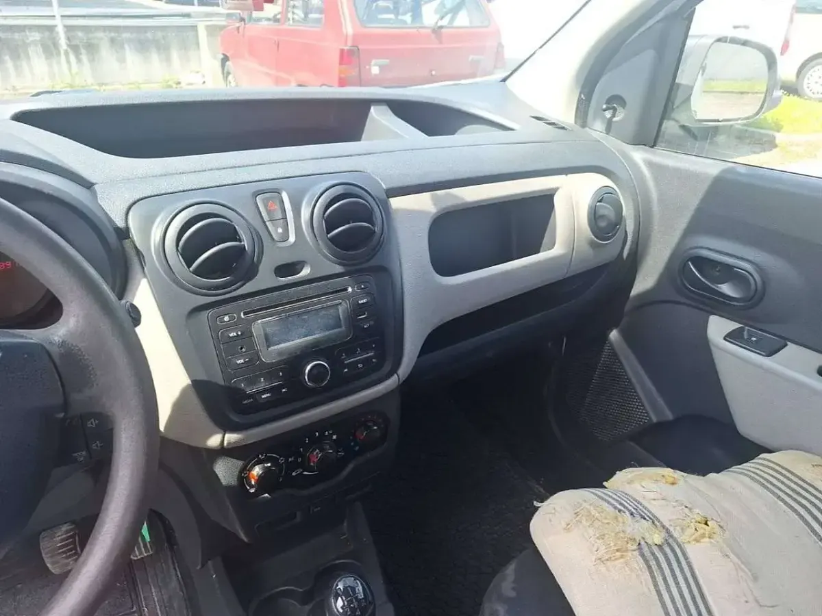Usata Dacia Pick up 75 CV (55 kW) 2015 Bianco Pick-up