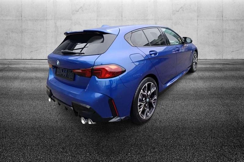 Gebraucht BMW M135 M Sport 300 PS (220 kW) 2025 Blau Kleinwagen