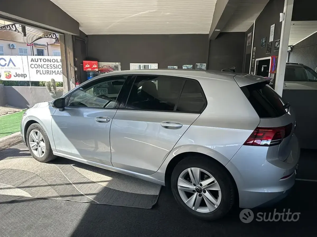 Usata VW Golf VII Life 150 CV (110 kW) 2020 Grigio Berlina