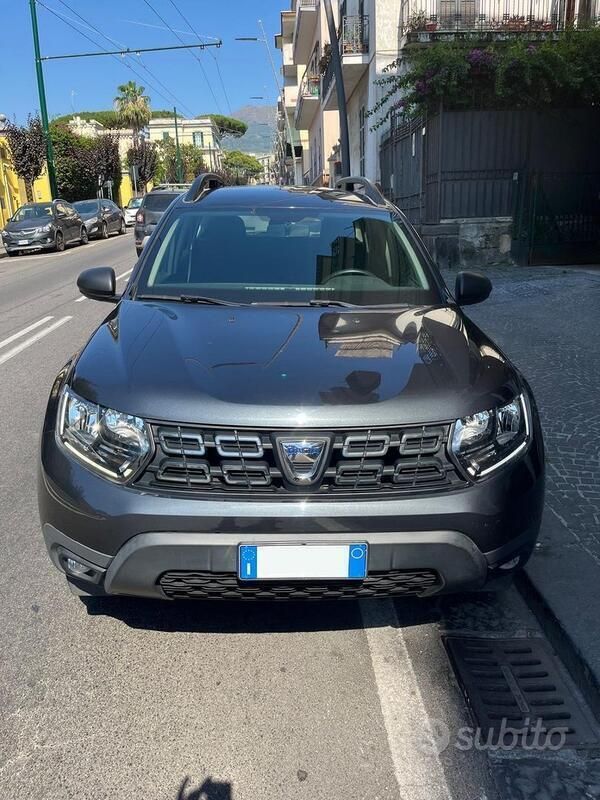 Usata Dacia Duster Anniversary 101 CV (74 kW) 2021 Grigio SUV