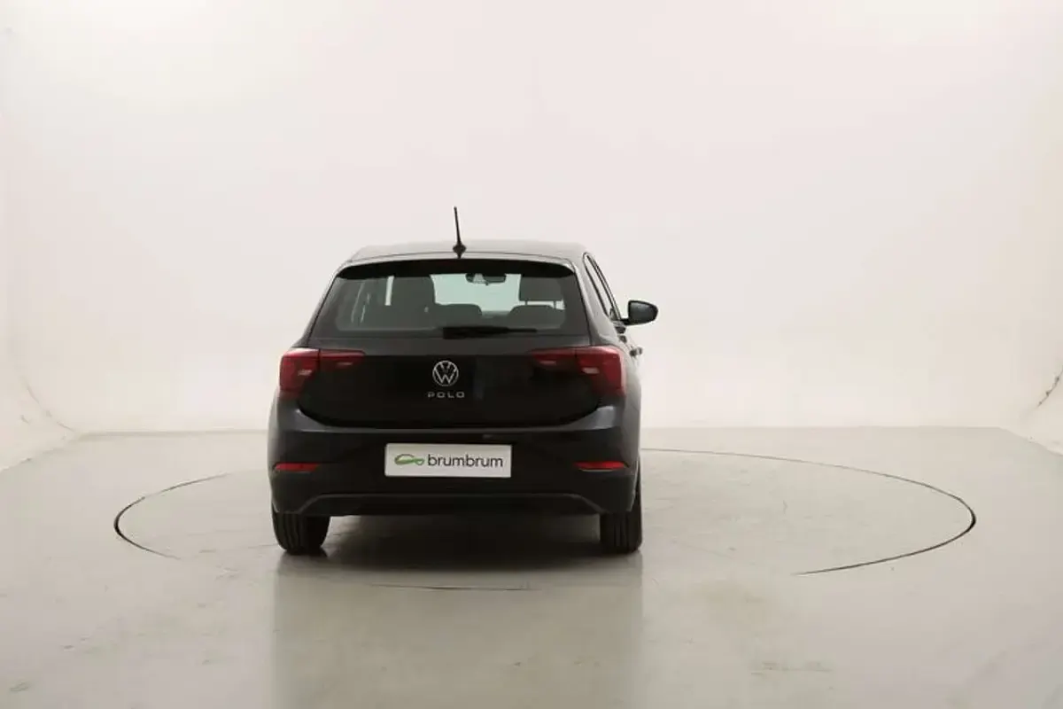 Usata VW Polo Life 95 CV (69 kW) 2024 Nero Utilitaria