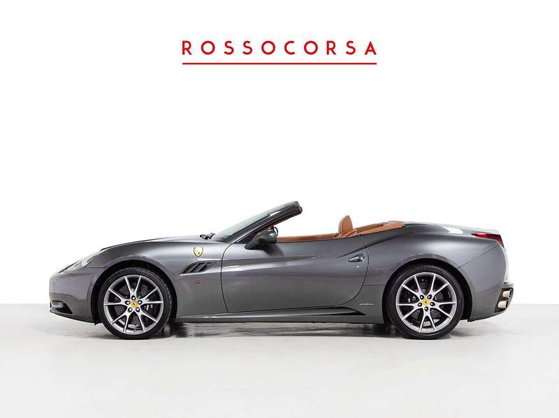 Usata Ferrari California 460 CV (338 kW) 2010 Grigio Cabrio