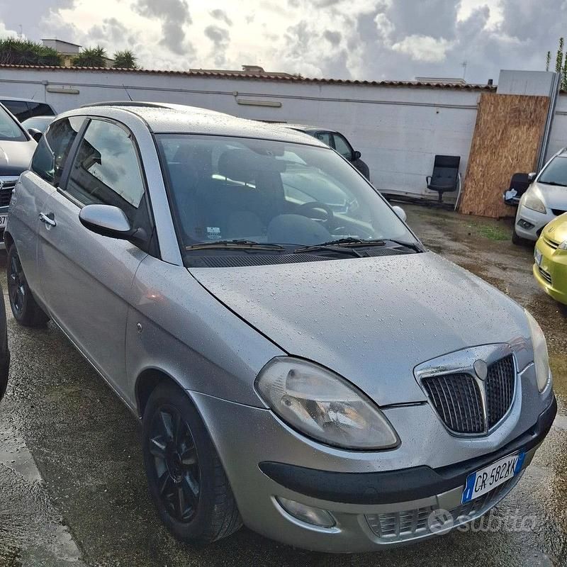 Usata Lancia Ypsilon 2005 Grigio Utilitaria