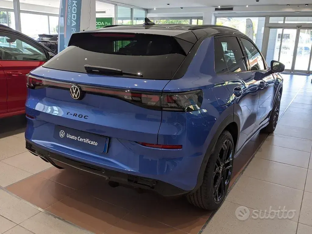 Nuova VW T-Roc R-line 150 CV (110 kW) 2025 Nero SUV