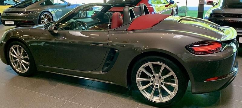 Usata Porsche 718 299 CV (219 kW) 2022 Grigio Cabrio
