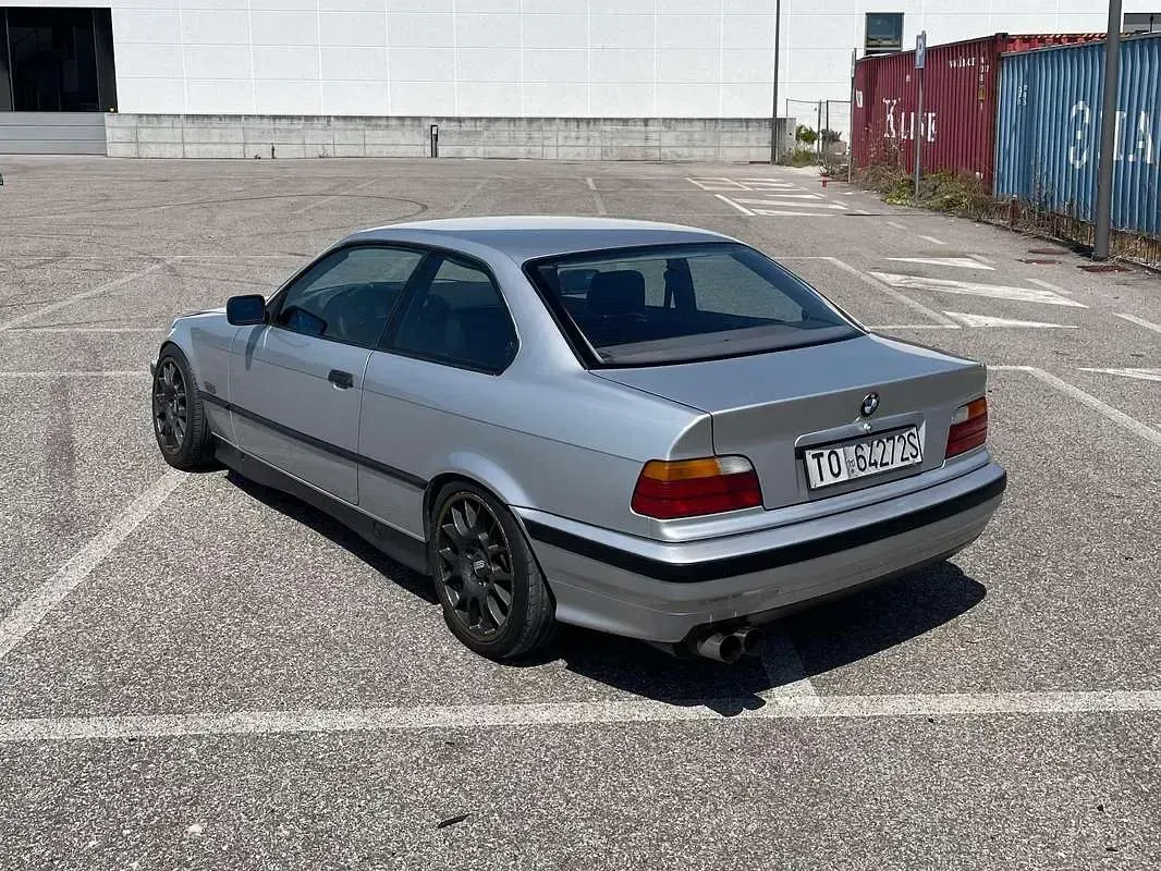 Usata BMW 325 192 CV (141 kW) 1991 Coupé