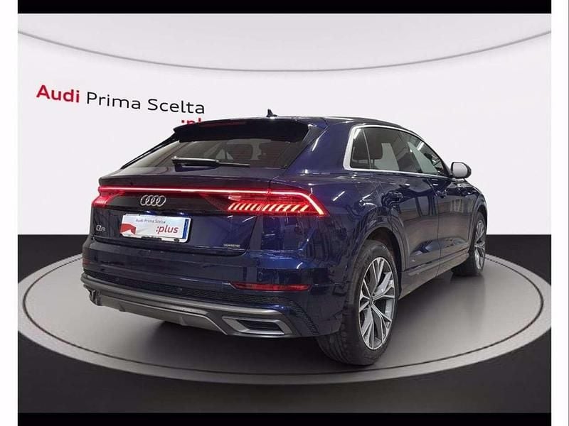 Usata Audi Q8 Sport 286 CV (210 kW) 2022 Blu navarra met SUV