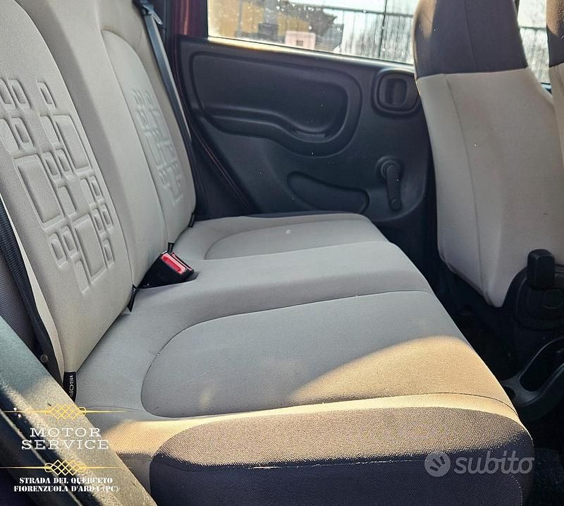 Usata Fiat Panda 69 CV (50 kW) 2014 Viola Berlina