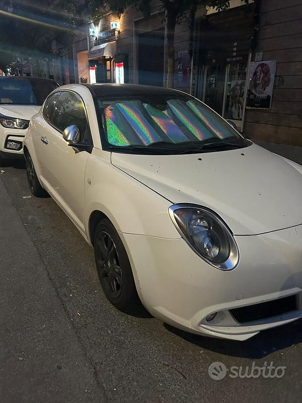 Usata 2010 Alfa Romeo MiTo Distinctive Due volumi | 4500 € (Buon prezzo) - Immagine 1/4