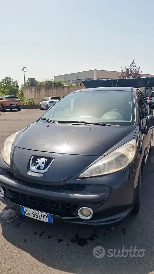 Usata Peugeot 207 68 CV (50 kW) 2009 Nero Berlina