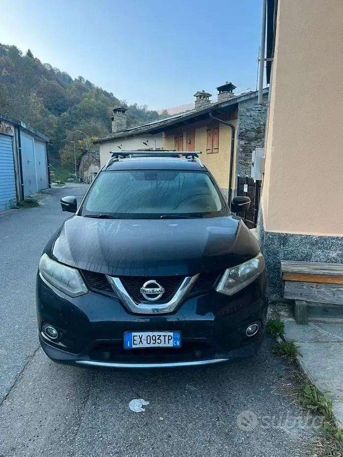 Usata Nissan X-Trail Acenta Premium 131 CV (96 kW) 2014 Nero SUV
