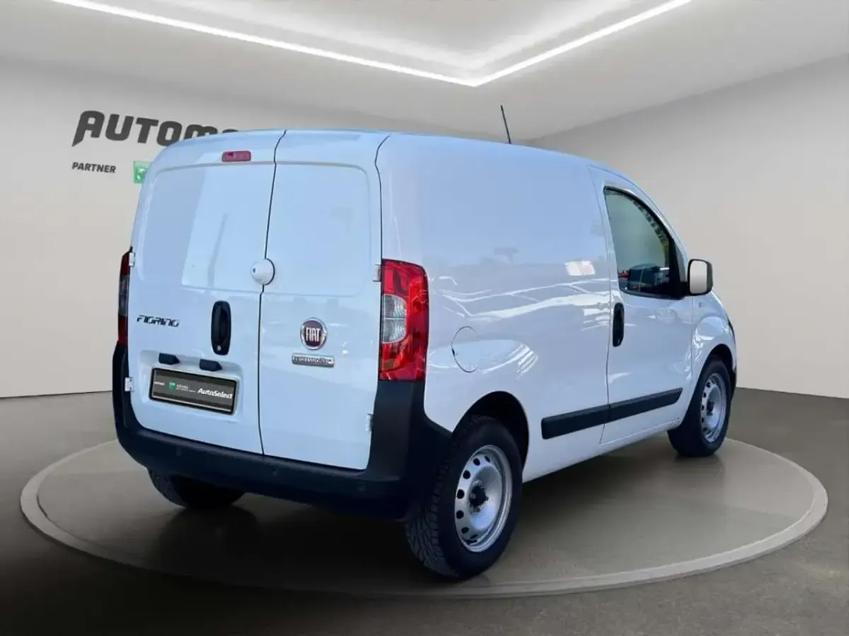 Usata Fiat Fiorino 80 CV (58 kW) 2022 Bianco Monovolume