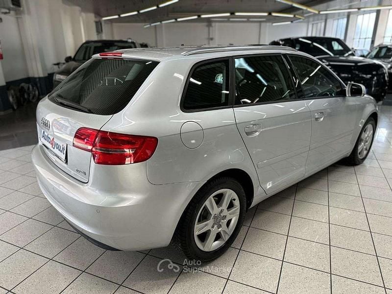 Usata Audi A3 Attraction 105 CV (77 kW) 2012 Argento Utilitaria