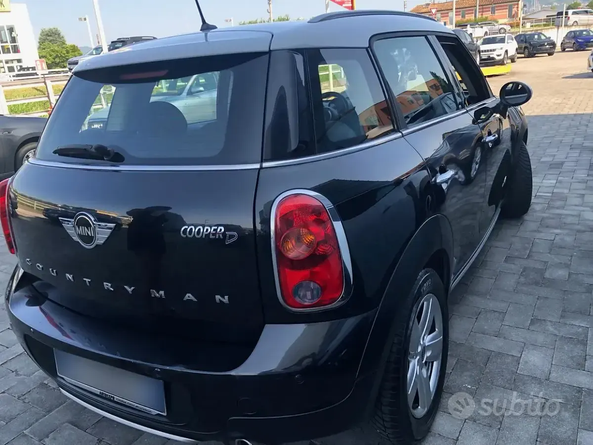 Usata Mini Cooper D Countryman 111 CV (81 kW) 2014 Nero SUV