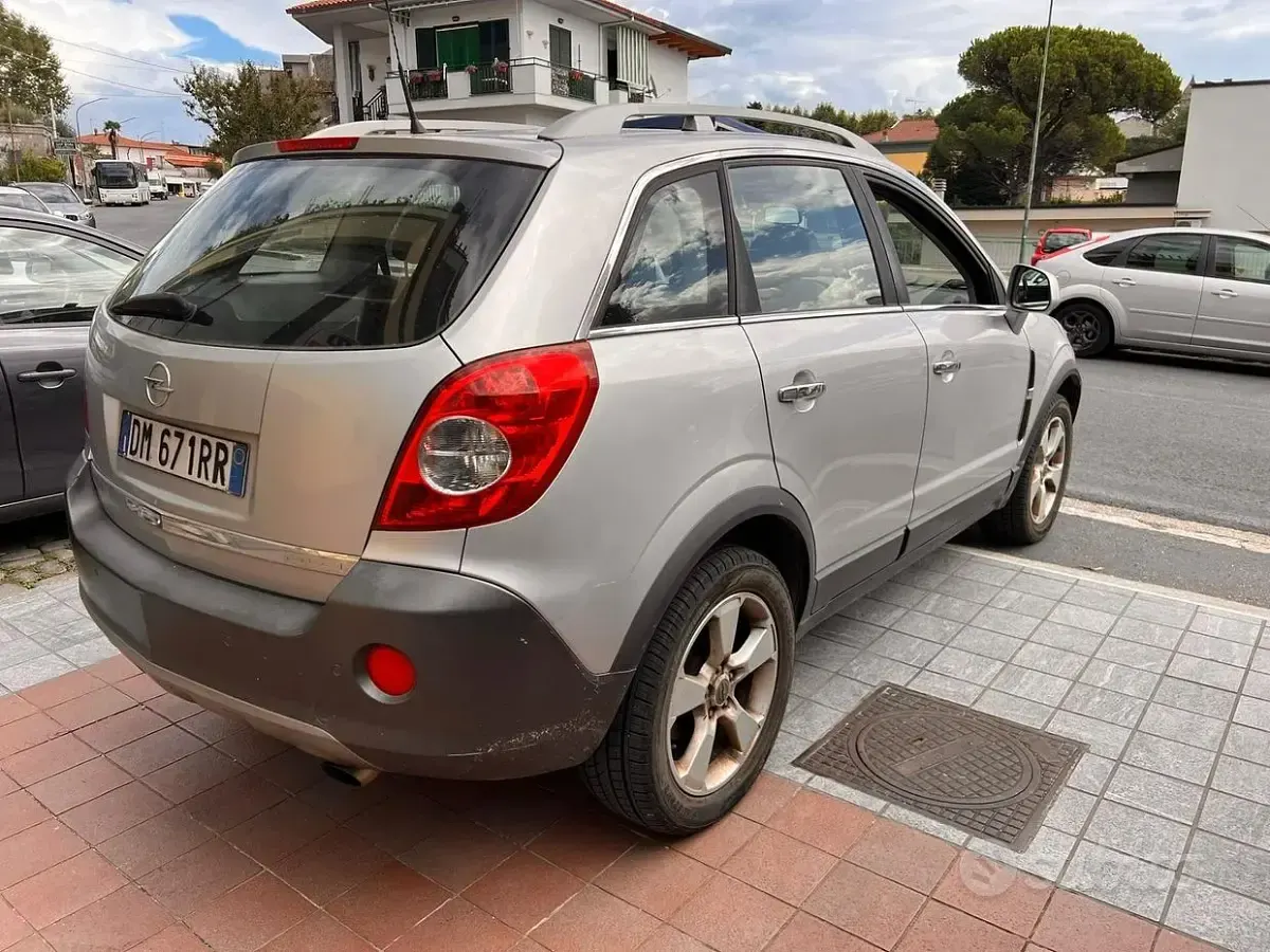 Usata Opel Antara 150 CV (110 kW) 2008 Grigio SUV