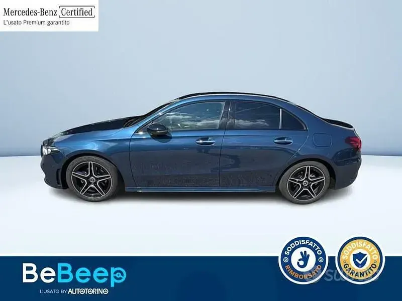 Usata Mercedes A180 Premium 136 CV (100 kW) 2022 Bluazzurro Berlina