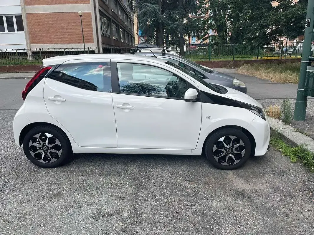 Usata Toyota Aygo X-play 72 CV (52 kW) 2019 Utilitaria