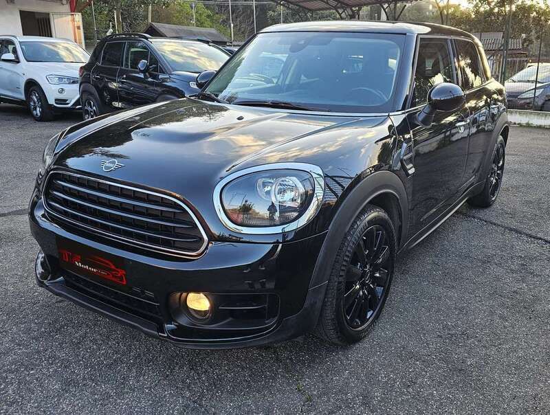 Usata Mini One Countryman Hype 102 CV (75 kW) 2018 Nero SUV