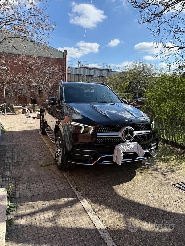 Usata Mercedes GLE300 Premium Plus 2020 Nero SUV