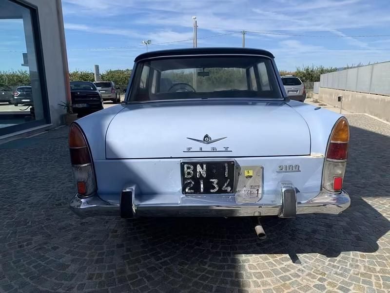 Käytetty Fiat 2100 71 HP (52 kW) 1950 Sininen Sedan
