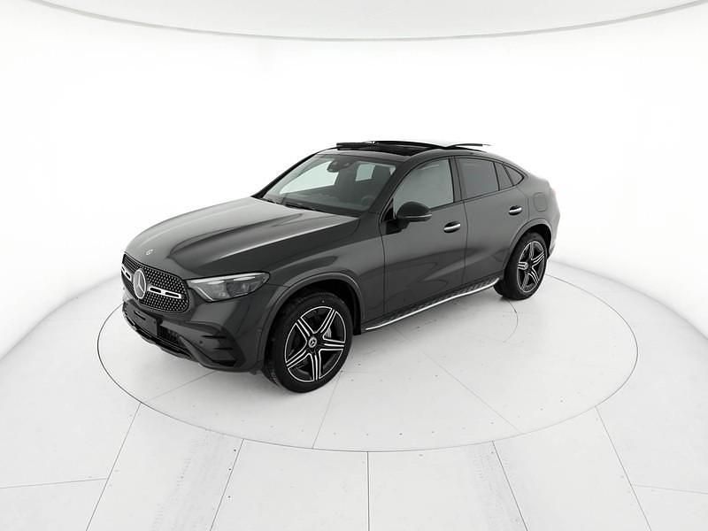 Nuova Mercedes GLC300 AMG Line Premium 333 CV (244 kW) 2025 Grigio Coupé