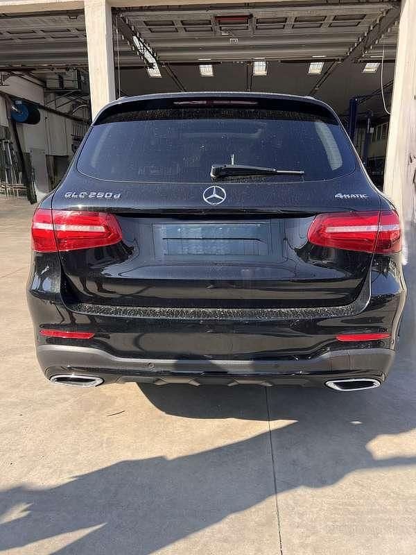 Usata Mercedes GLC250 AMG line 204 CV (150 kW) 2021 SUV