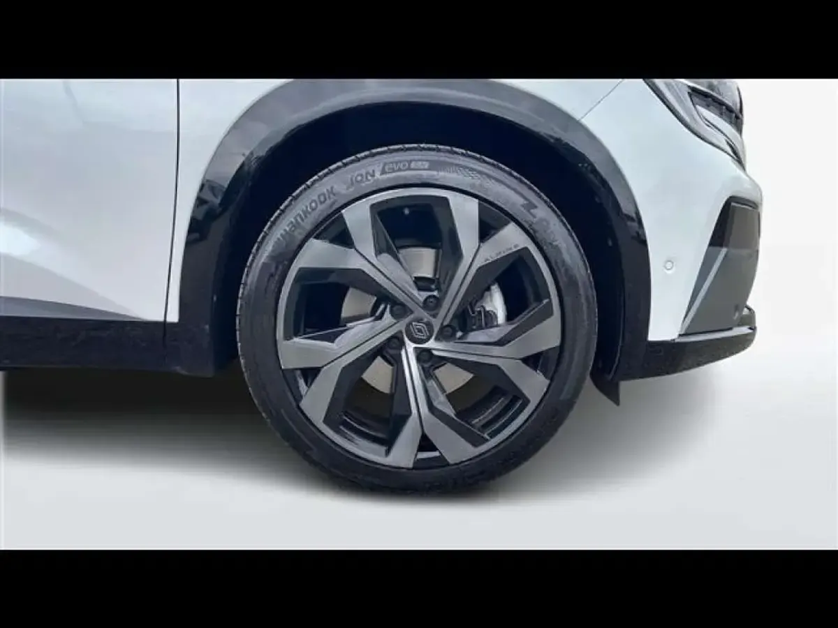 Usata Renault Austral Techno 200 CV (147 kW) 2023 Bianco SUV