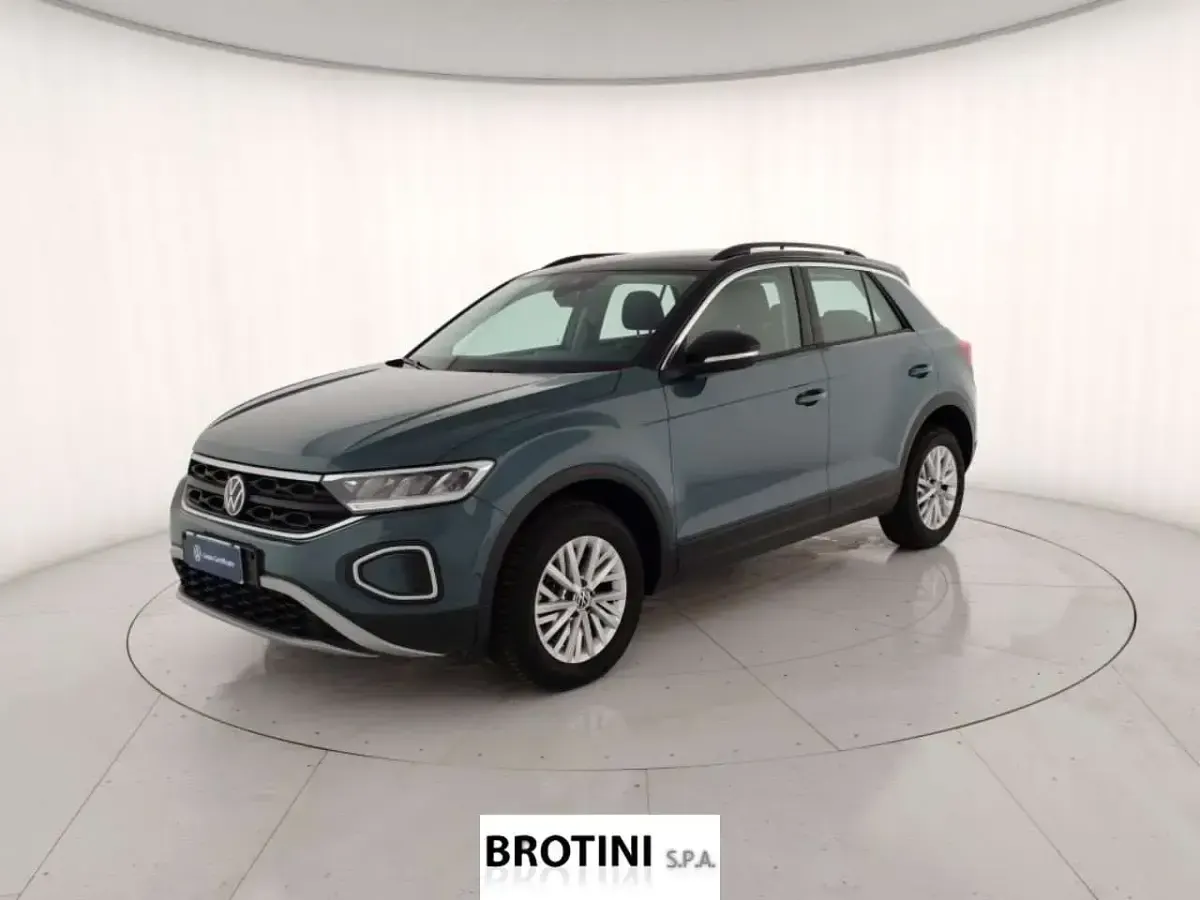 Usata VW T-Roc Life 150 CV (110 kW) 2025 SUV