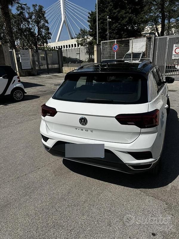 Usata VW T-Roc 150 CV (110 kW) 2019 Bianco SUV