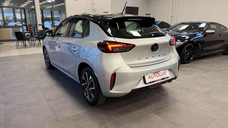 Usata Opel Corsa 101 CV (74 kW) 2025 Argento Berlina