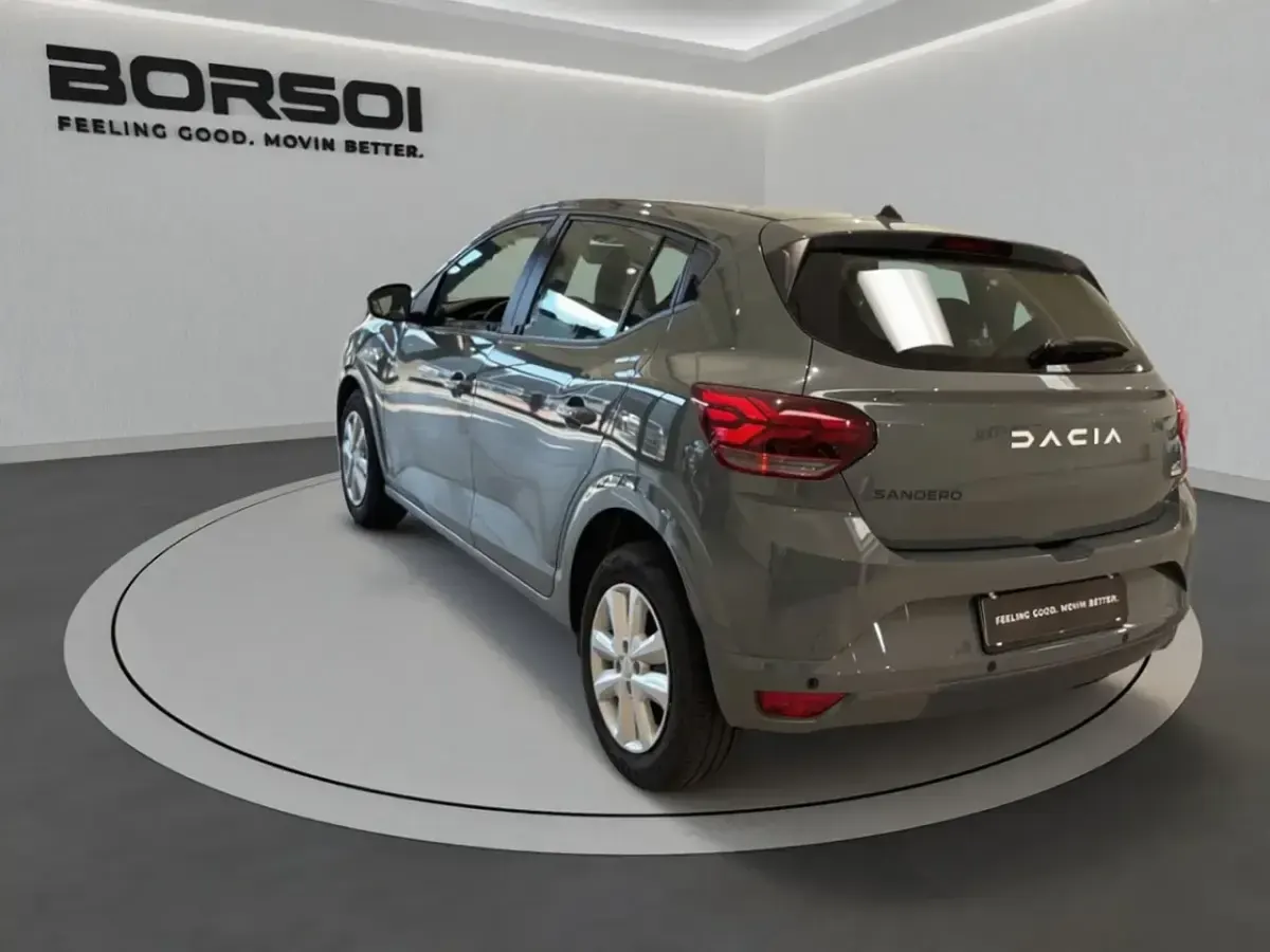 Usata Dacia Sandero 66 CV (48 kW) 2023 Grigio Berlina