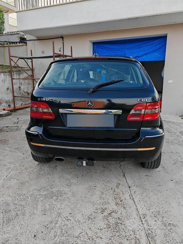 Usata Mercedes B180 110 CV (80 kW) 2008 Monovolume