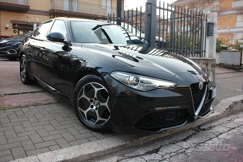 Usata Alfa Romeo Giulia Super 160 CV (117 kW) 2022 Other Berlina
