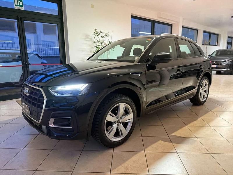 Nero Usata 2022 Audi Q5 Ambiente SUV | 30.900 € (Super prezzo) - Immagine 1/4