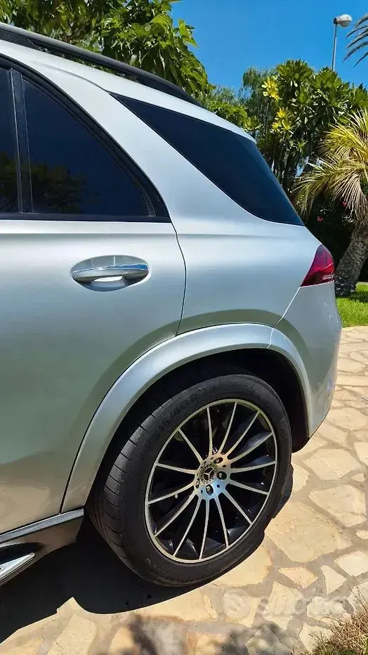 Usata Mercedes GLE300 AMG 245 CV (180 kW) 2020 Grigio SUV