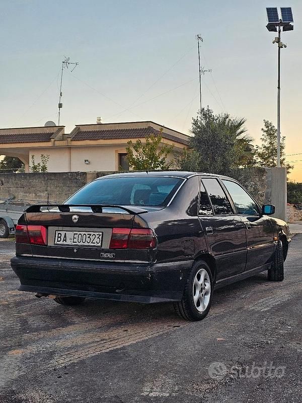 Usata Lancia Dedra 90 CV (66 kW) 1993 Nero Berlina