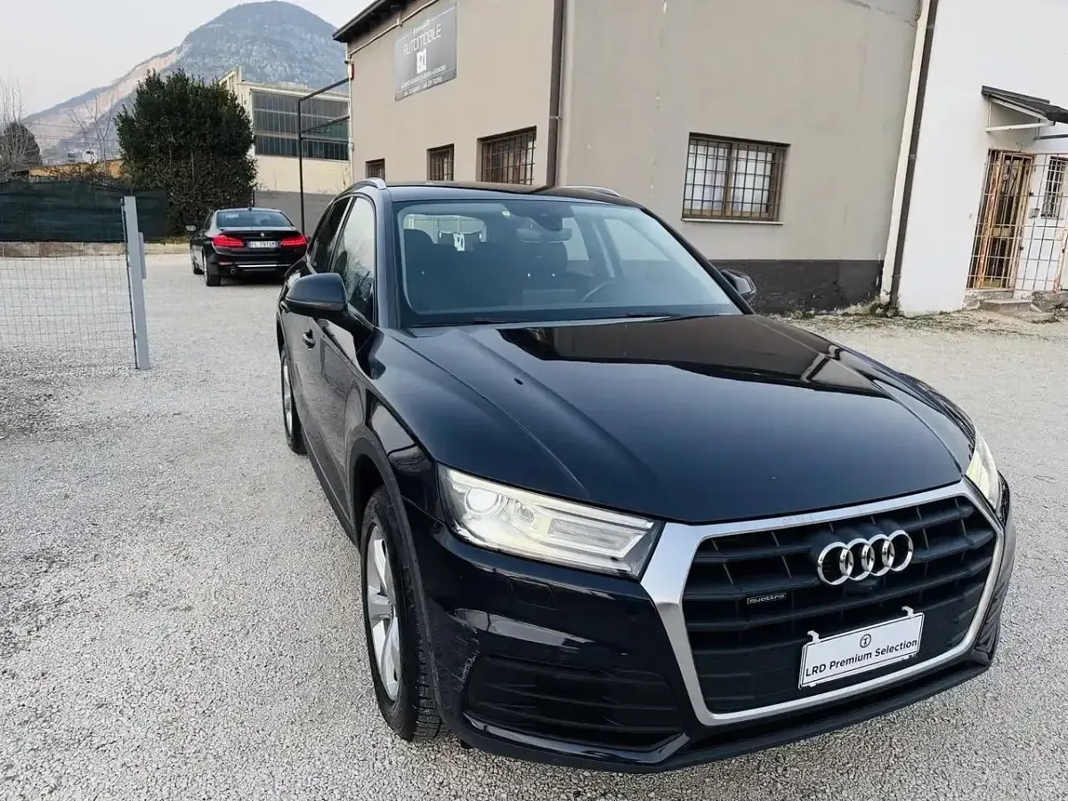 Usata Audi Q5 Ambiente 190 CV (139 kW) 2017 Blu SUV