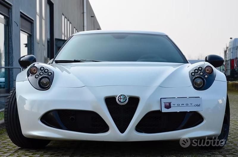 Usata Alfa Romeo 4C 241 CV (177 kW) 2015 Bianco Coupé