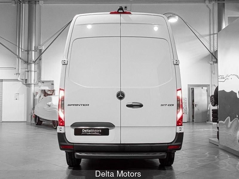 Nuova Mercedes Sprinter 170 CV (125 kW) 2026 Furgone
